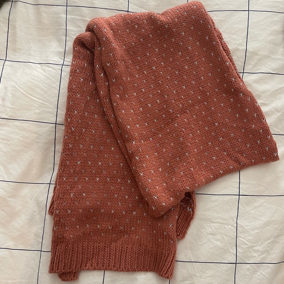 Accessories - Vintage Cozy Knit Scarf